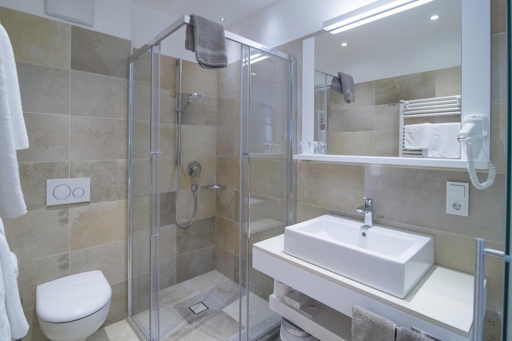 Garni Hotel Kessler 티롤로 외부 사진